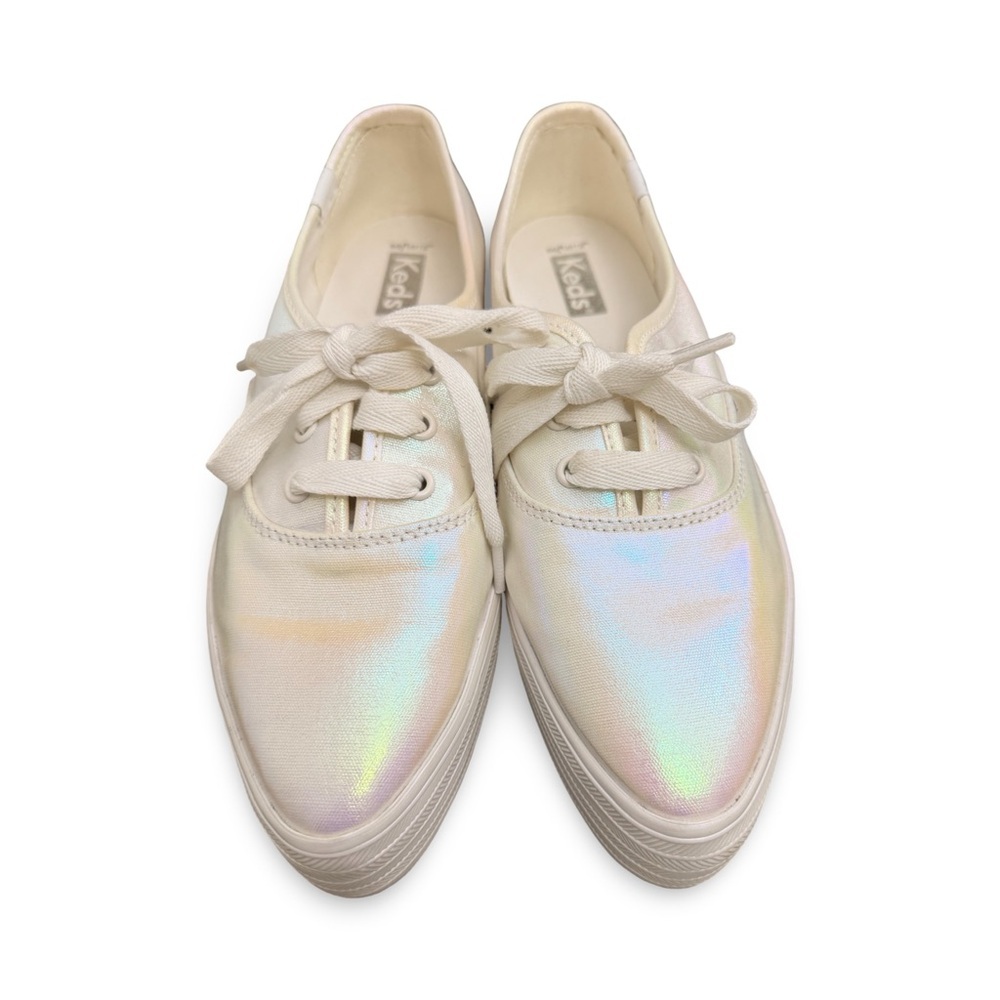 Keds Point Pearlized Lace Up Sneaker In White Size 7